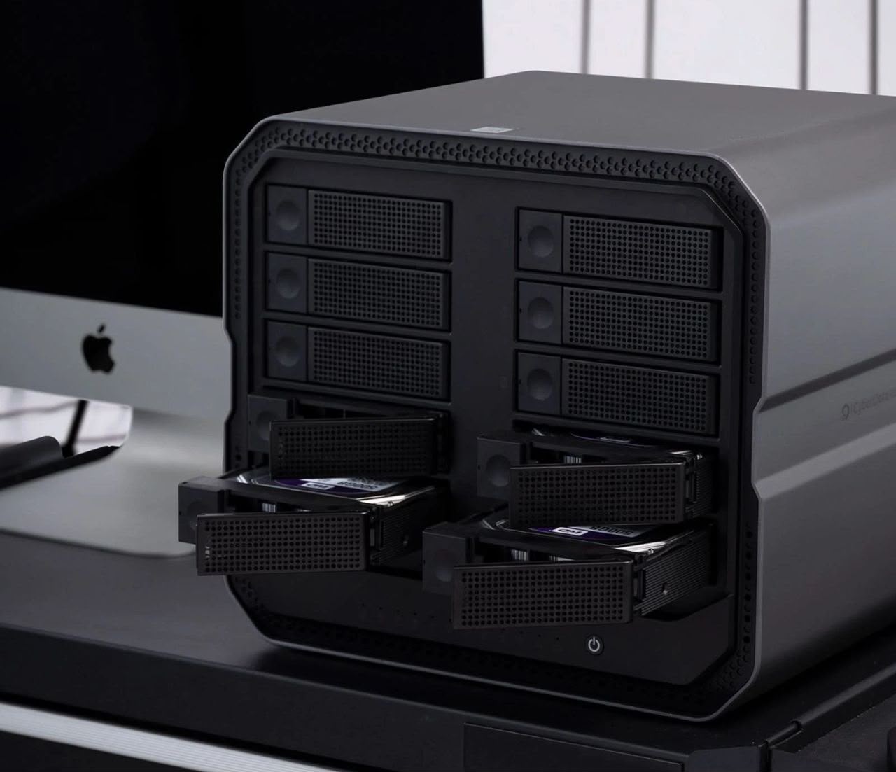ORICO CyberData Vault CF1000 Pro